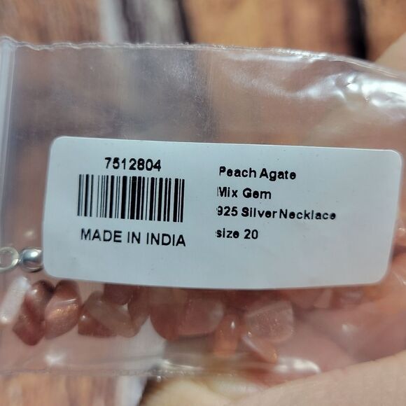 Peach Agate and Thai Black Spinel Necklace - Picture 15 of 16